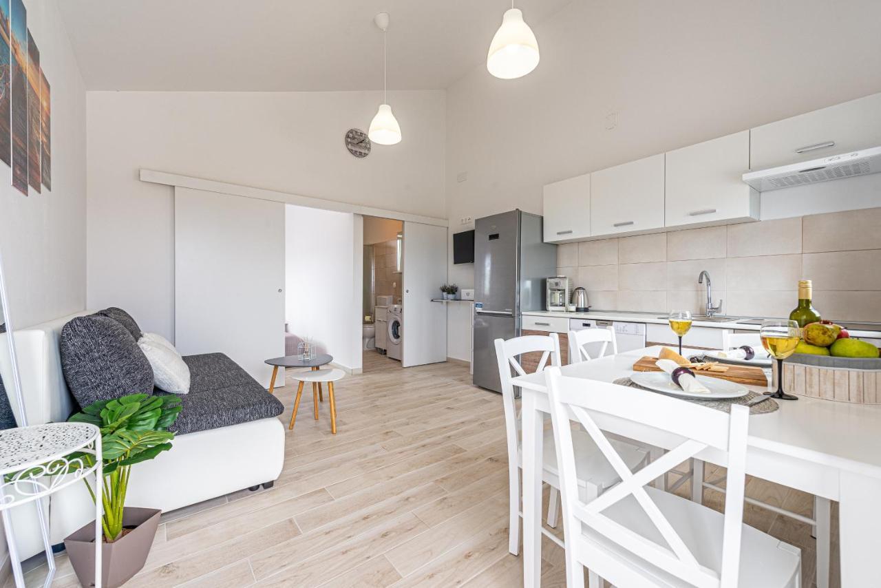 Apartmani Opg Dragoslavic Stara Vas Exterior photo
