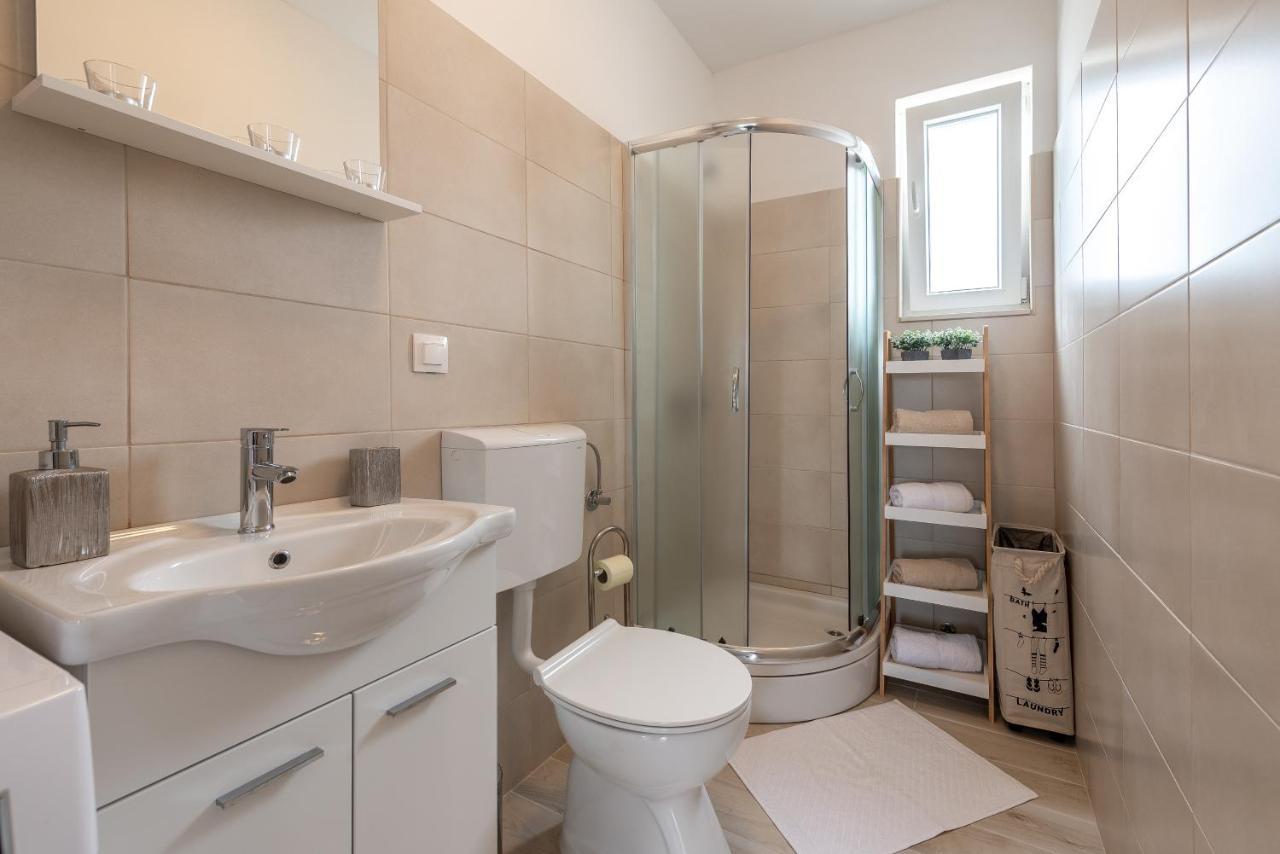 Apartmani Opg Dragoslavic Stara Vas Exterior photo
